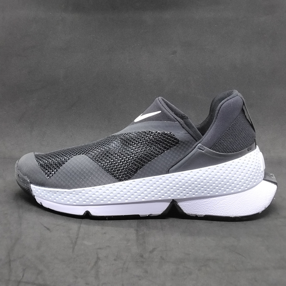 Nike Go FlyEase 'Black White' Women's Lifestyle Sneaker Size 7 New